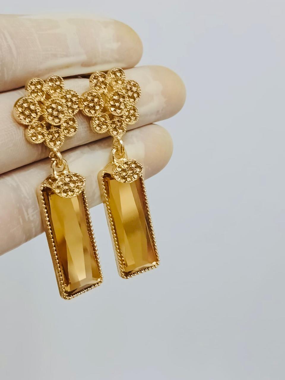 Zarné Aya – Pure Gold Elegance Drops