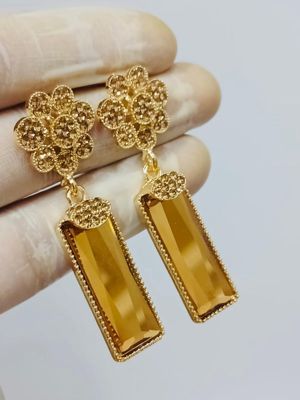 Zarné Aya – Pure Gold Elegance Drops