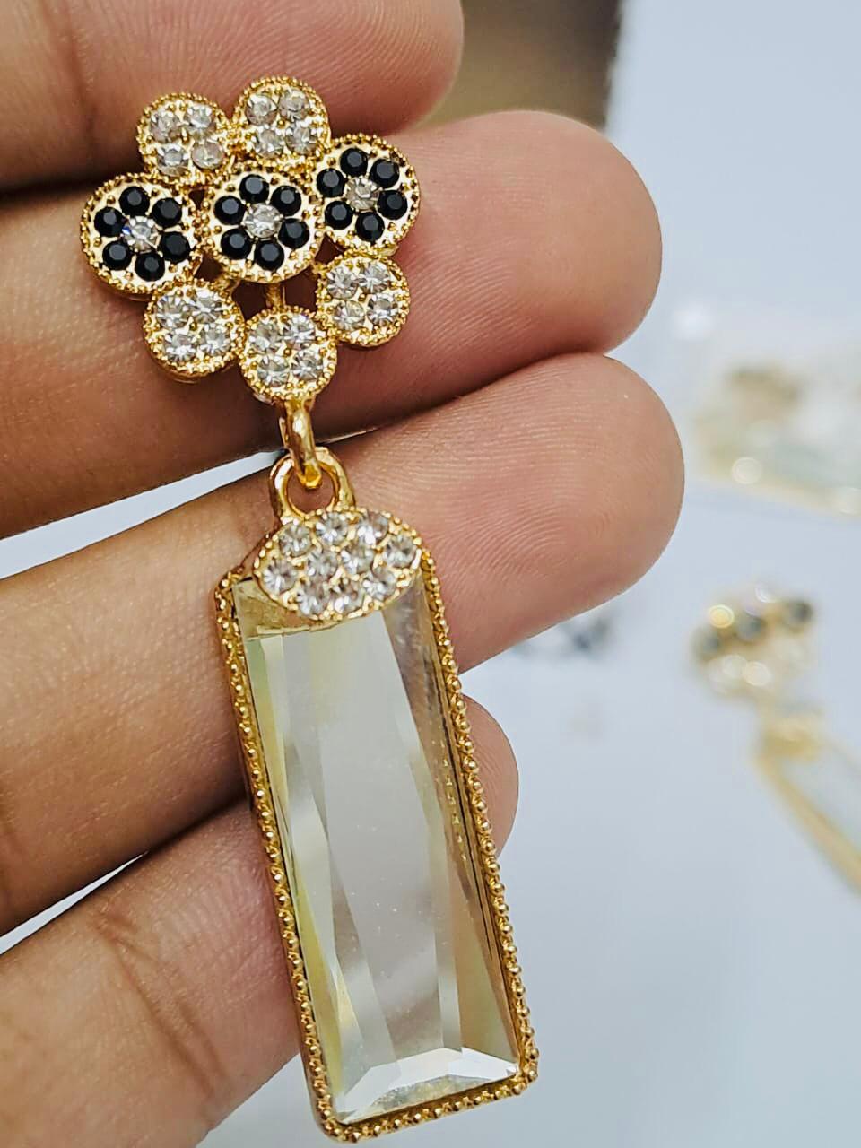 Nooré Zara – Crystal Luxe Drop Earrings