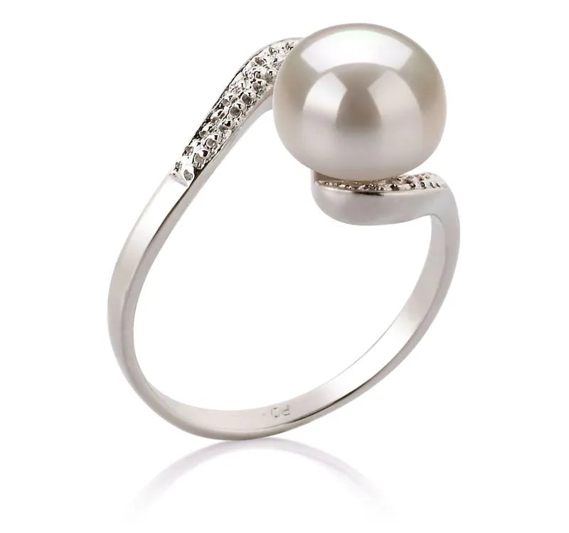 Chantel Pearl – Freshwater Elegance