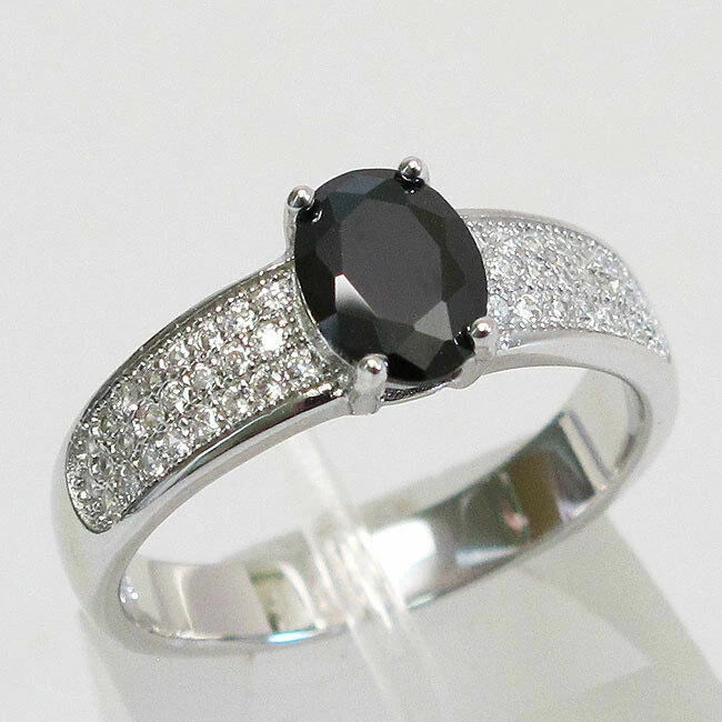 Noir Oval – 925 Sterling Silver