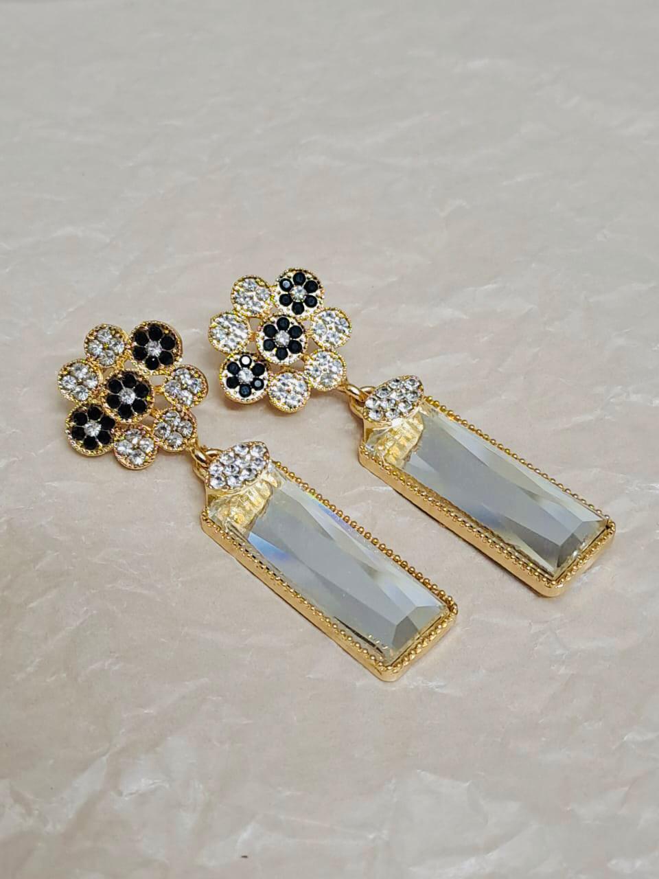 Nooré Zara – Crystal Luxe Drop Earrings