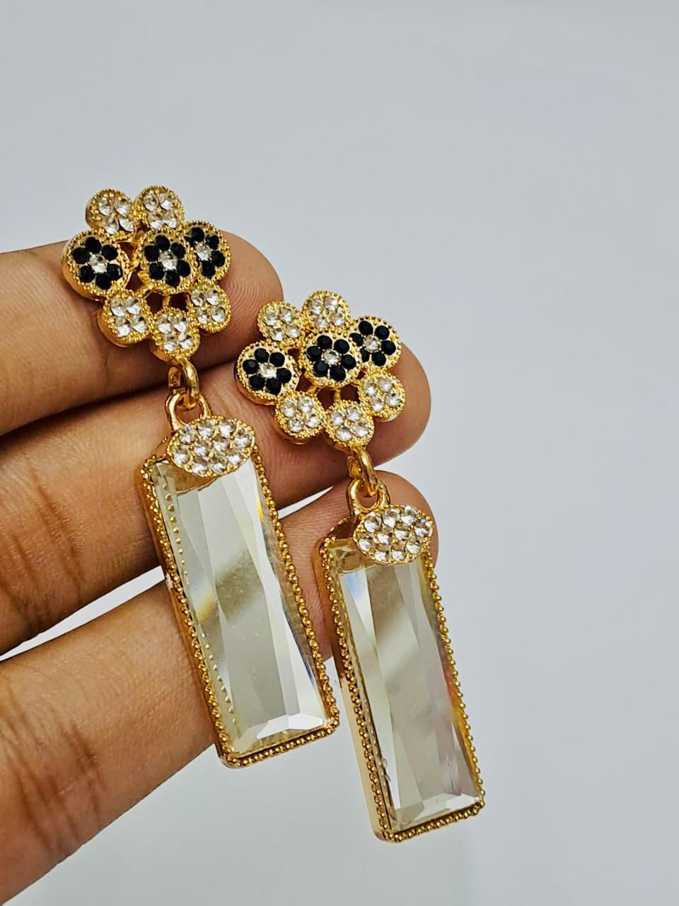 Nooré Zara – Crystal Luxe Drop Earrings