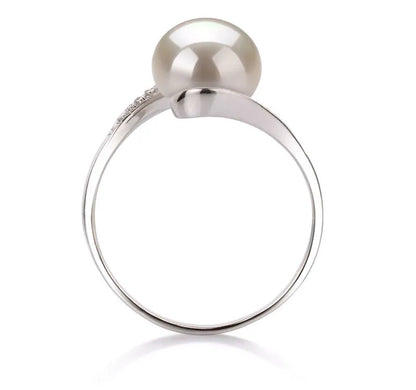 Chantel Pearl – Freshwater Elegance
