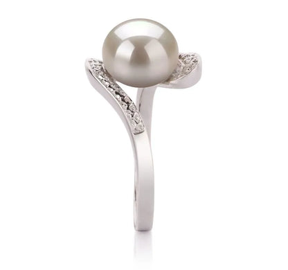 Chantel Pearl – Freshwater Elegance