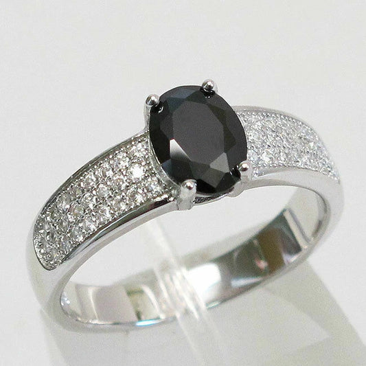 Noir Oval – 925 Sterling Silver